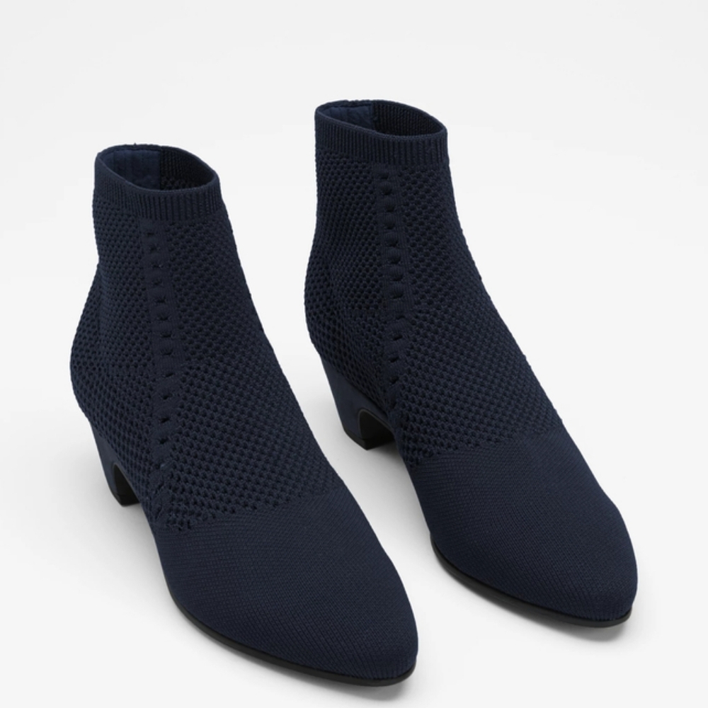 Eileen Fisher Navy Ankle Boots